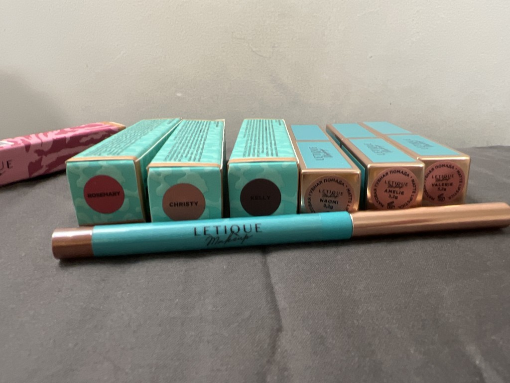 Letique cosmetics - У Letique мне очень нравятся матовые помады.