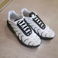 Отзыв о Outmaxshop.ru: Купил кроссовки