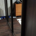Шкаф идеально подошел в интерьер квартиры.
