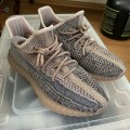 Отзыв о mpox.ru: Кроссовки Adidas YEEZY BOOST 350 V2 FADE