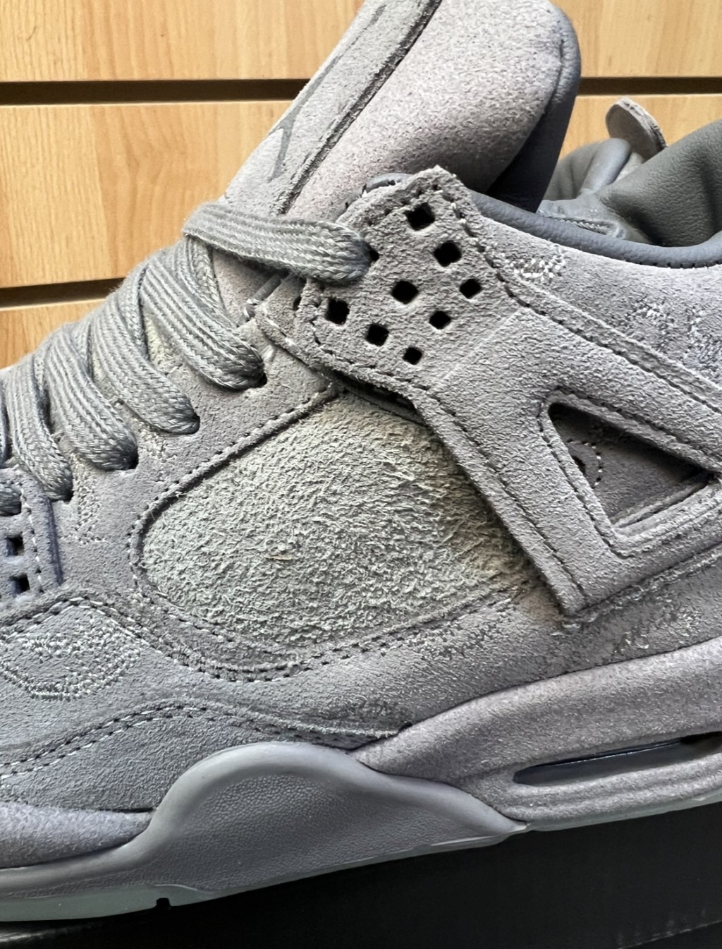 mpox.ru - Кроссовки Nike Air Jordan 4 Retro Kaws