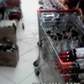 Отвратительное отношение к покупателям, неправильное складирование товара