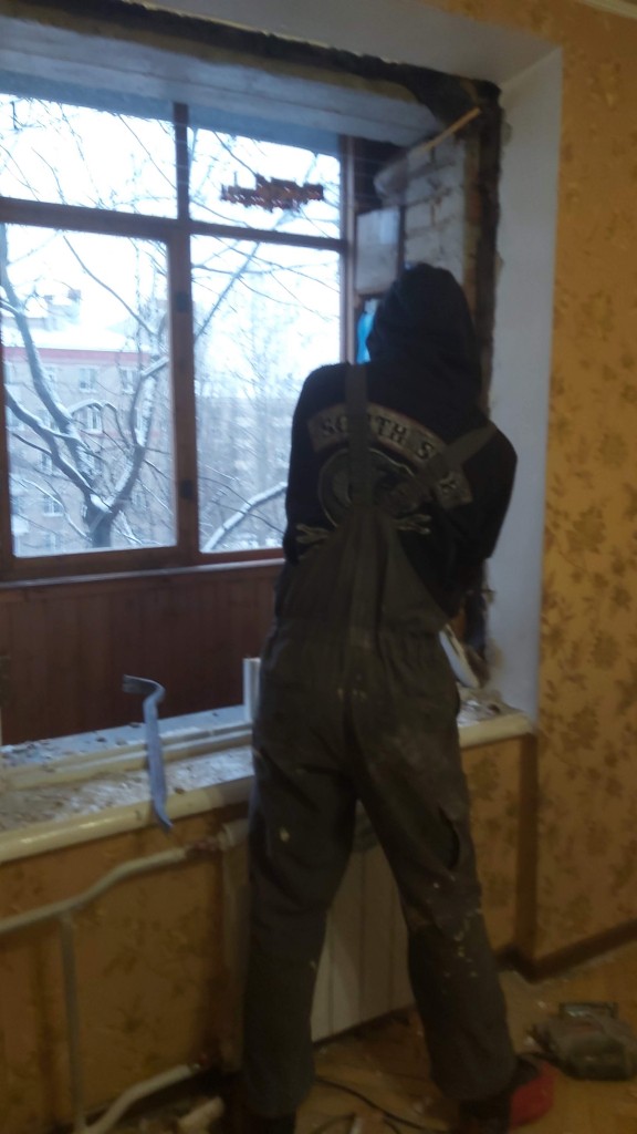 ОКНА БРАВО - Монтажнику Павлу - БРАВО!!